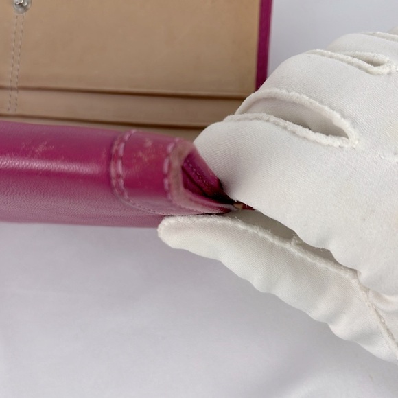 Coach Soho Pink Leather Long Buckle Wallet with Snap Closure Vachetta Interior - Picture 6 of 16